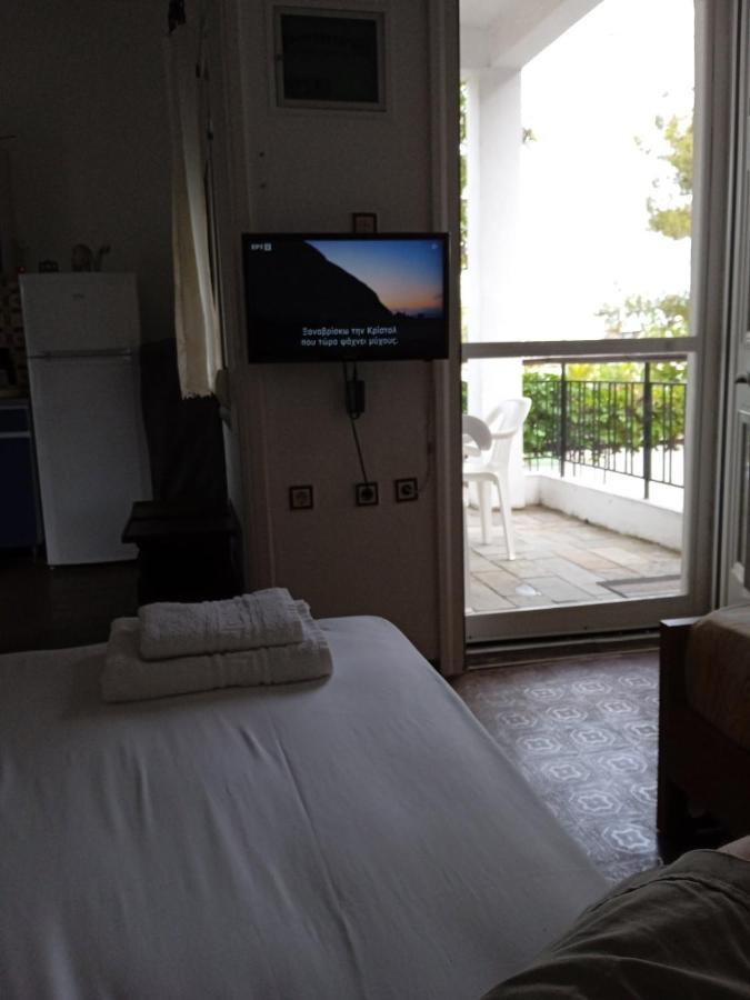 Irene House Apartment Принос Екстериор снимка