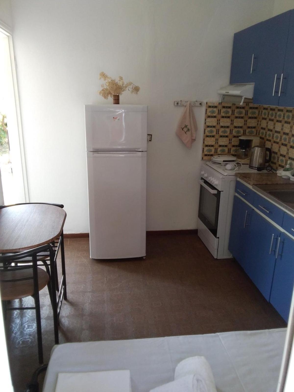 Irene House Apartment Принос Екстериор снимка